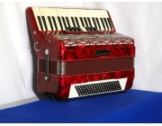 Chanson full size 120 bass accordion
